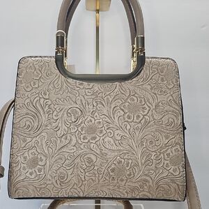 NWT Attn Patricia Nash‎ Fans That Want Budget Friendly. Satchel/Crossbody- Tan